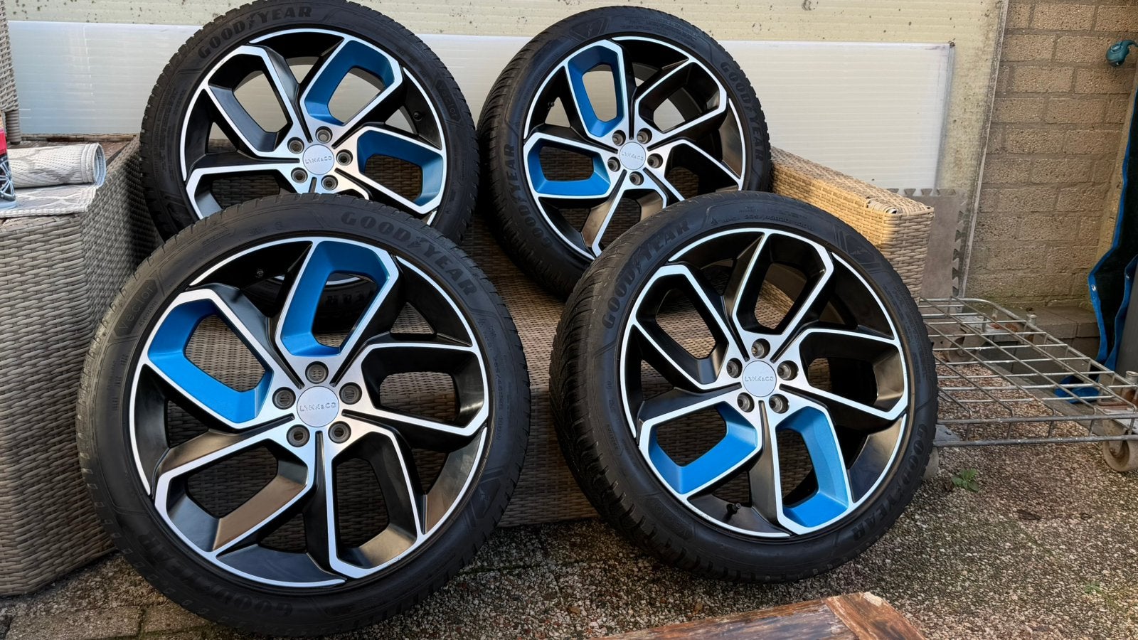 Lynck&co 20 inch velgen+ 4 seizoenen banden goodyear, Ophalen, 235 mm, All Season, 20 inch