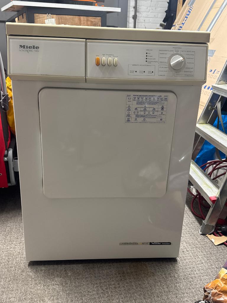 Miele novotronic T454, Witgoed en Apparatuur, Wasdrogers, 6 tot 8 kg, Gebruikt, Luchtafvoer, Ophalen of Verzenden
