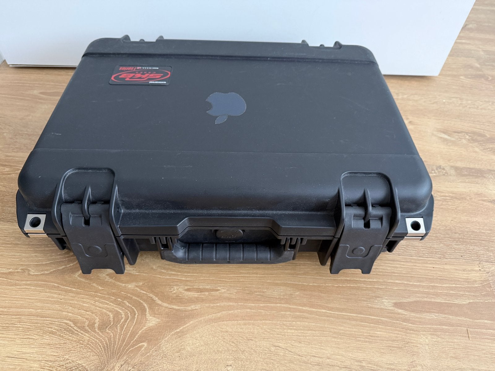 SKB koffer met inlay voor macbook pro 16”, Ophalen, 16 inch, Zo goed als nieuw