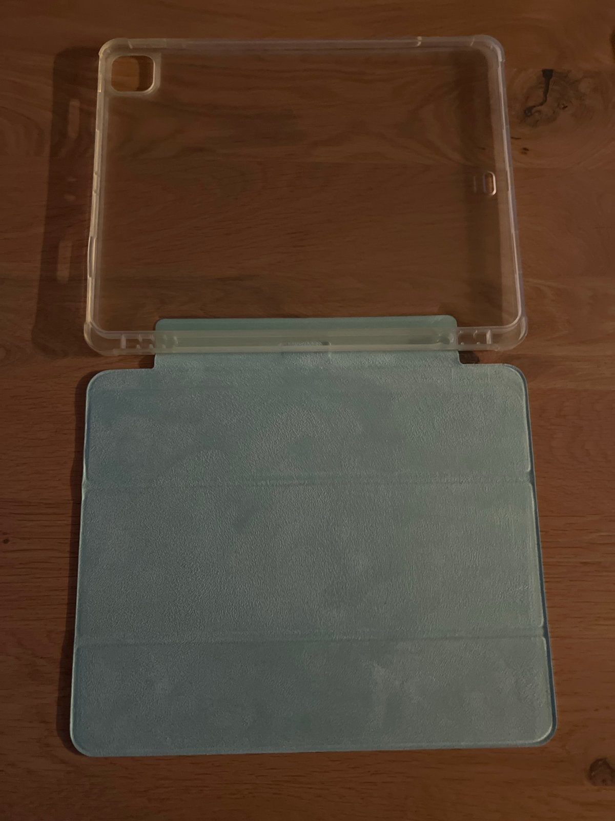 iPad Pro 11 inch hoesje met transparante achterkant, Computers en Software, Ophalen of Verzenden, Zo goed als nieuw, 11 inch, Bescherming voor- en achterkant
