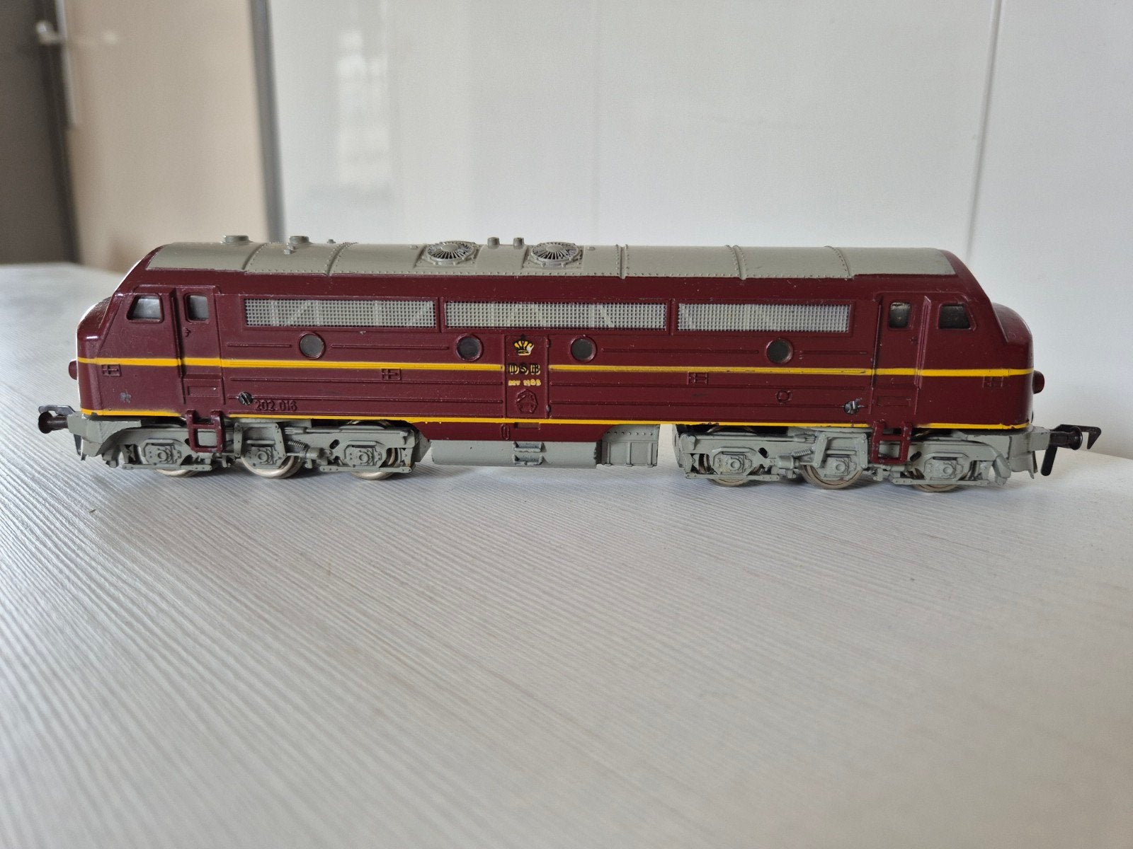 Fleischmann H0 DSB dieselloc 1385, Hobby en Vrije tijd, Modeltreinen | H0, Gebruikt, Fleischmann, Ophalen of Verzenden, Gelijkstroom