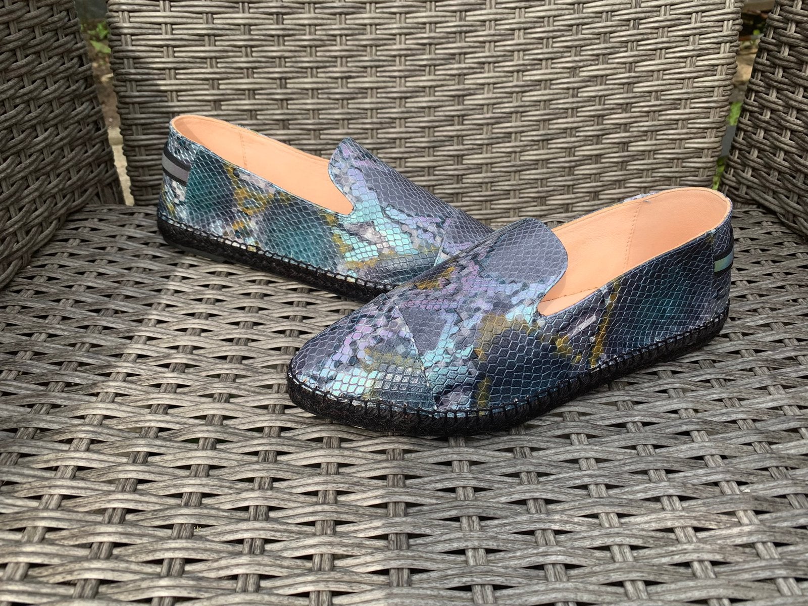 Nieuwe gave Floris van Bommel snake schoenen (Maat 37), Instappers, Nieuw, Verzenden, Blauw