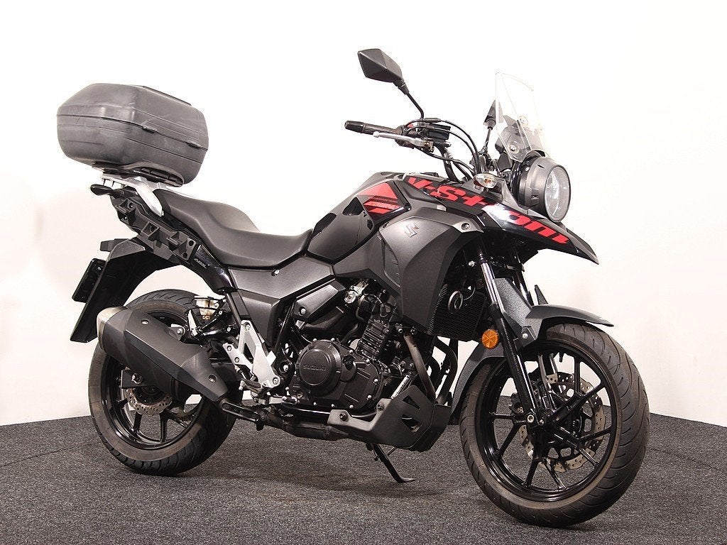Suzuki DL 250 A, Toermotor, Gebruikt, Bedrijf