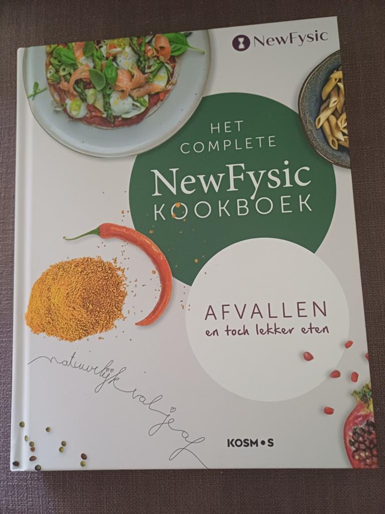 New fysic kookboek, Ophalen of Verzenden, Zo goed als nieuw