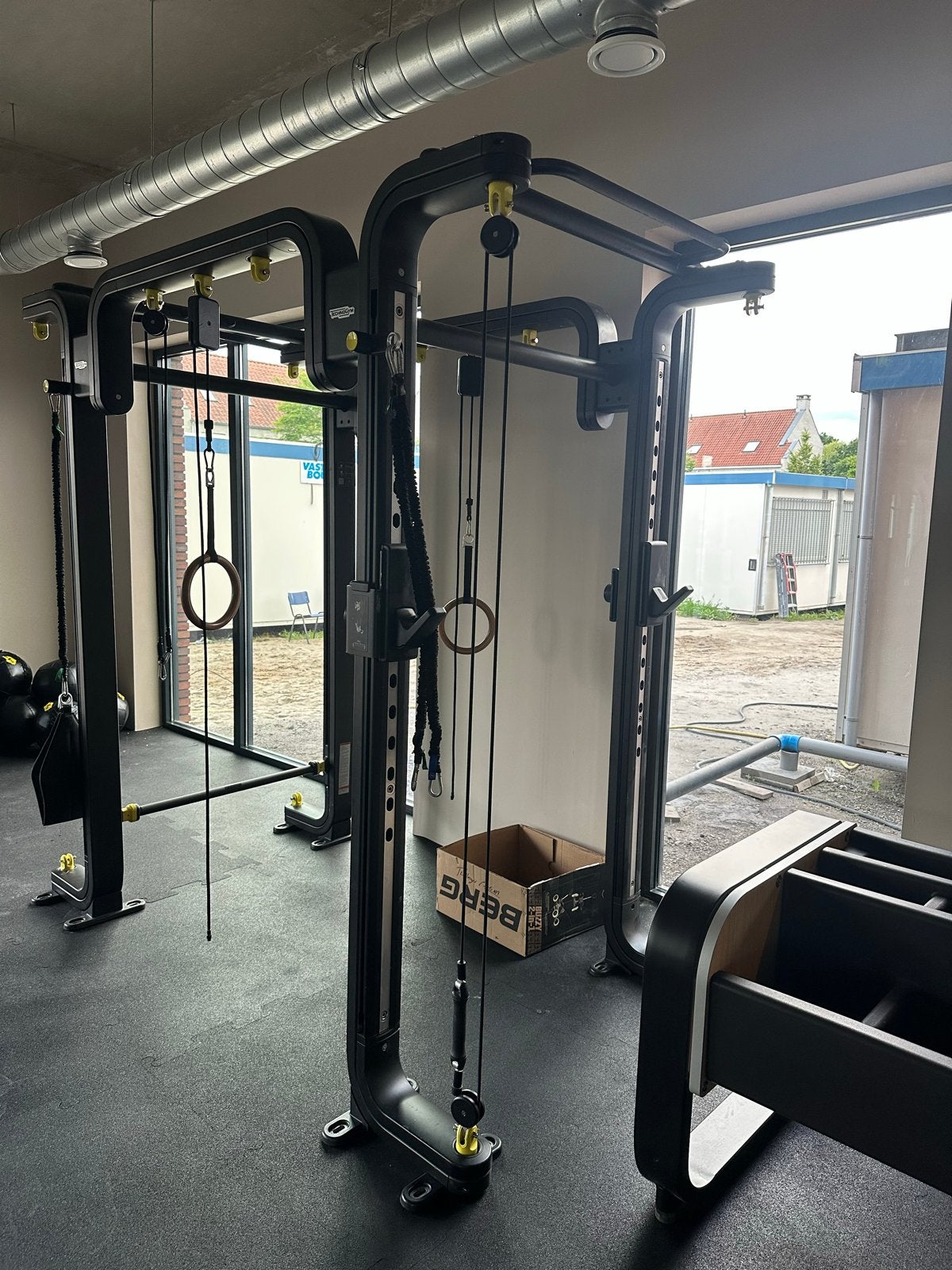 Technogym Omnia 8 met opbergruimte, Ophalen, Gebruikt, Armen, Fitnessbank