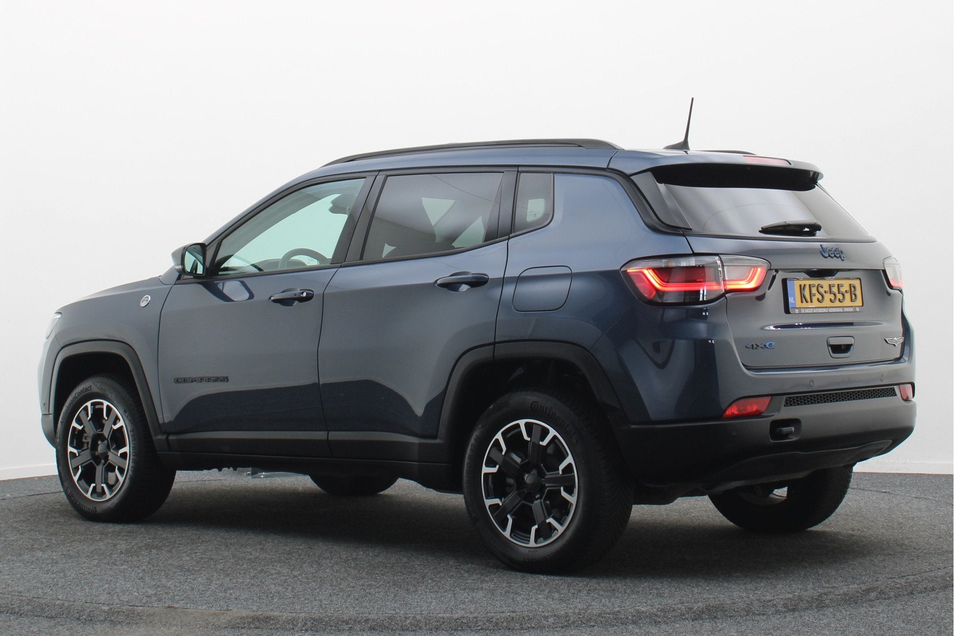 Jeep Compass 4xe 240 Plug-in Hybrid Electric Trailhawk Panor, Automaat, 4 cilinders, Leder en Stof, Bedrijf
