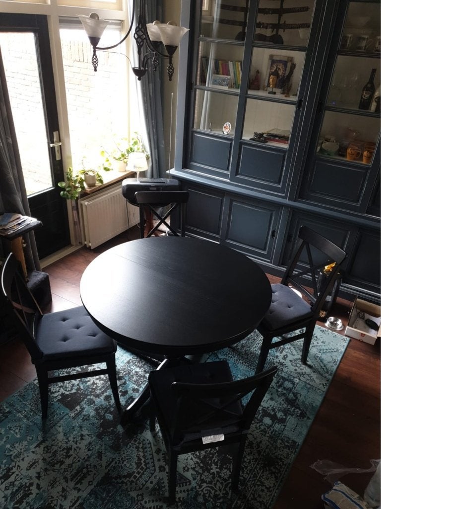 Zwarte ronde eettafel met 4 stoelen – nette staat, Ophalen, Rond, Zo goed als nieuw, Vier personen