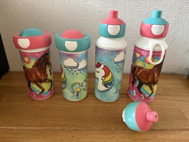Mepal drinkbekers en flessen - Paard & Eenhoorn, Ophalen of Verzenden, Zo goed als nieuw