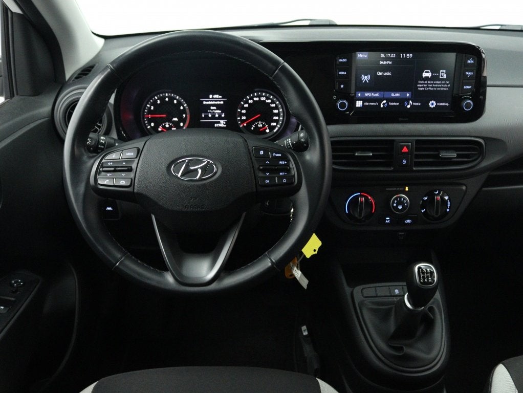Hyundai i10 1.0 Comfort | Carplay Navigatie | Airco | Cruise, Keurmerk '100% Onderhouden', Stof, 899 kg, 4 stoelen