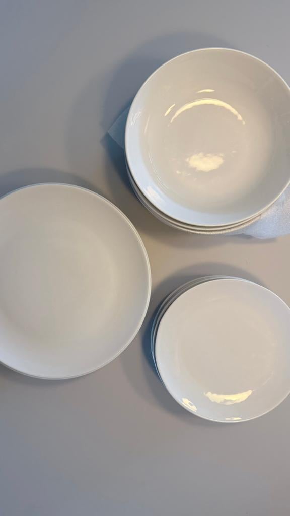 IKEA serviesset 18-delige borden set wit - nieuw!, Huis en Inrichting, Keuken | Servies, Nieuw, Ophalen of Verzenden, Bord(en)
