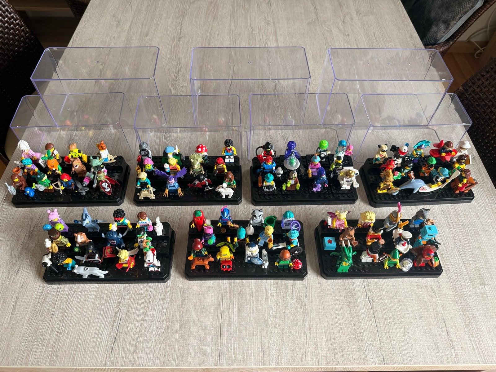 Lego CMF Minifigures Series 21 tot 29 Compleet met Display, Ophalen of Verzenden, Zo goed als nieuw