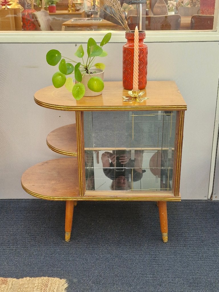 Leuk vintage kastje met glas (opknapper), Ophalen, Gebruikt, ., Vintage