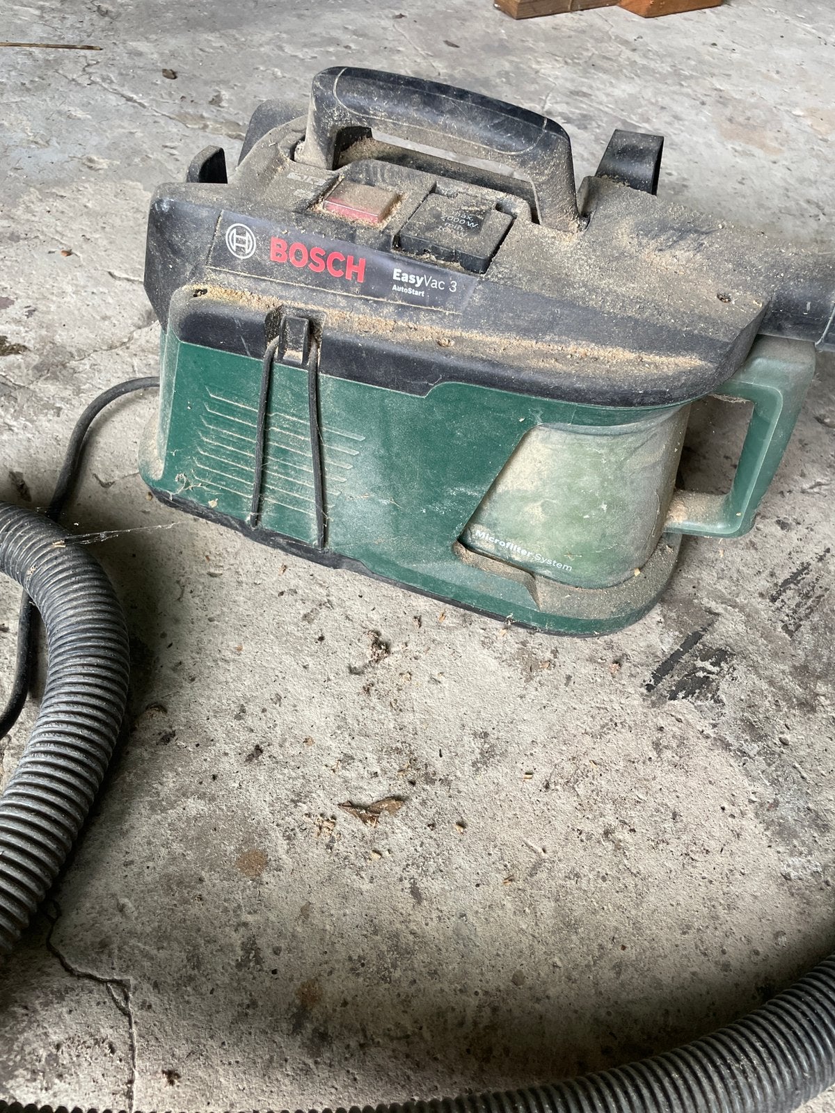 Bosch stofzuiger voor bouwstof of aan je schuurmachine, Ophalen of Verzenden, Gebruikt, Minder dan 600 watt, Overige typen