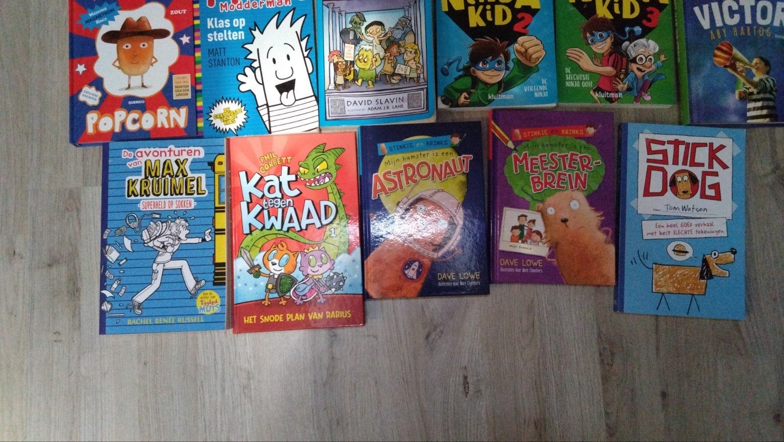 18 jeugdboeken, Boeken, Ophalen of Verzenden, Zo goed als nieuw, Fictie