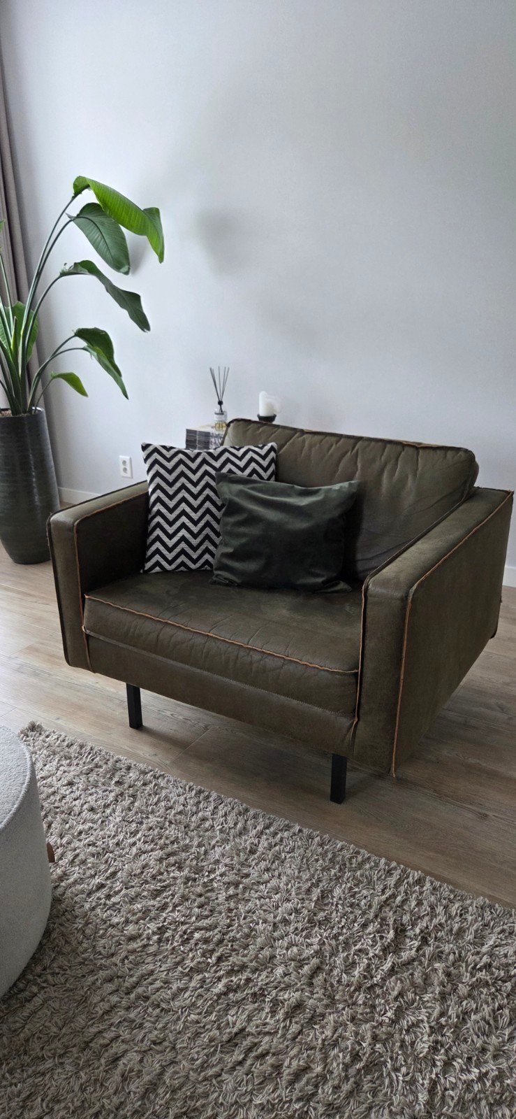 Be Pure rodeo - fauteuil/loveseat army green ALS NIEUW!, Ophalen, Zo goed als nieuw, Modern, Tijdloos, Leer