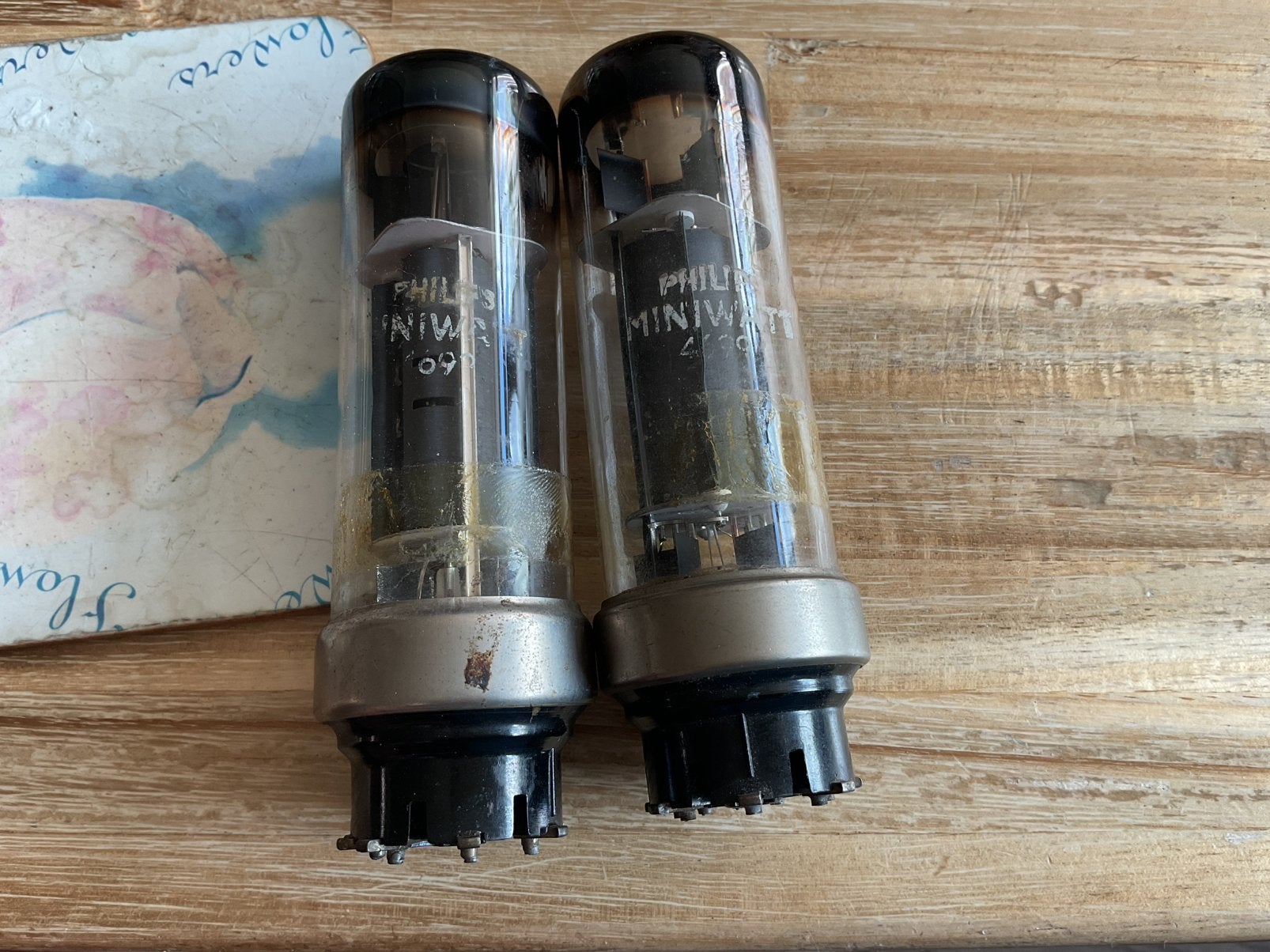 2x Philips buis type 4699, Ophalen of Verzenden, Buis of Buizen