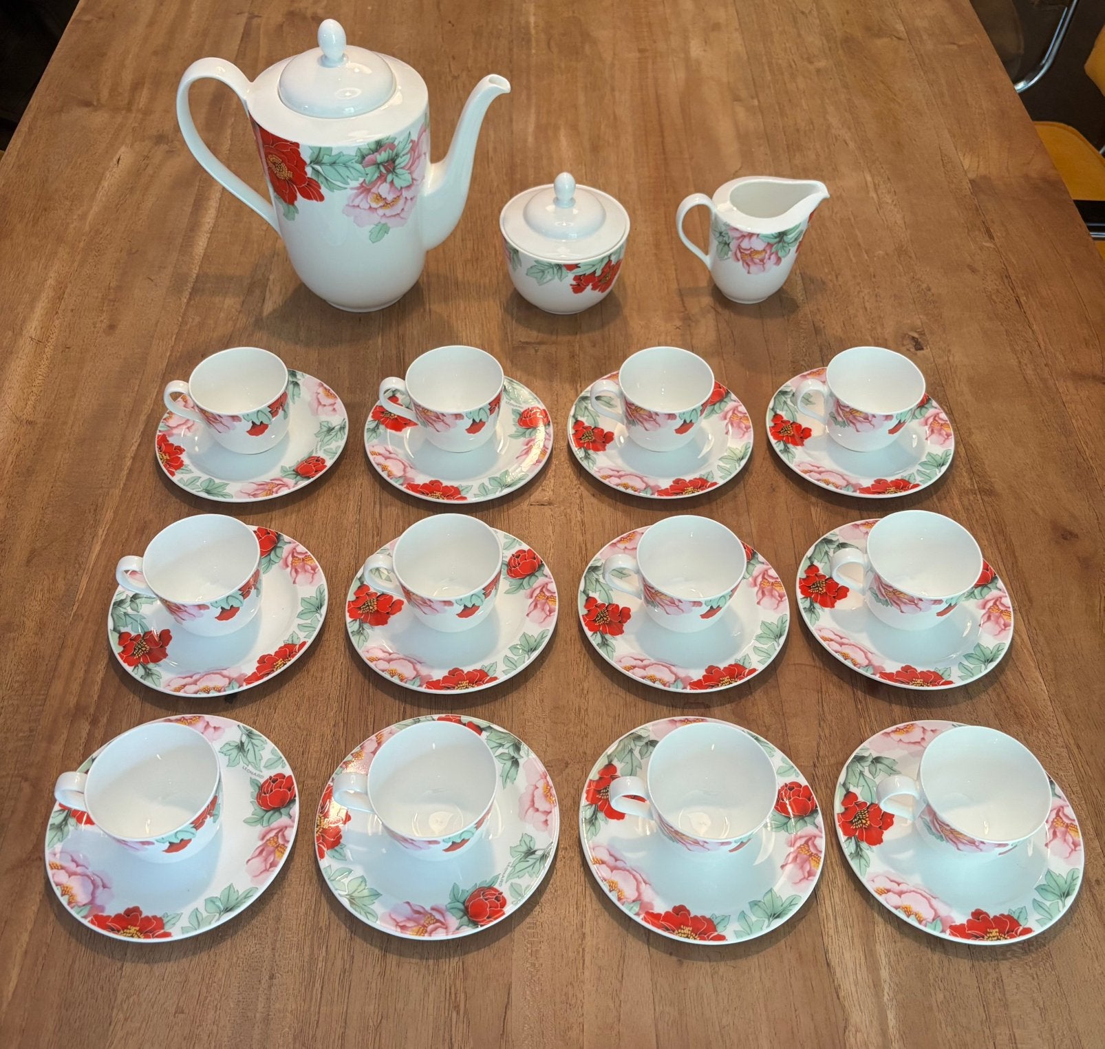 Hutschenreuther Bone China koffieservies Scarlet, Ophalen