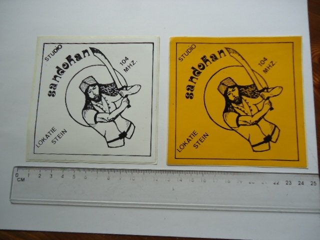 sticker oud SANDOKAN PIRAAT radio piraten zender stein limb, Verzamelen, Verzenden, Zo goed als nieuw, Bedrijf of Vereniging