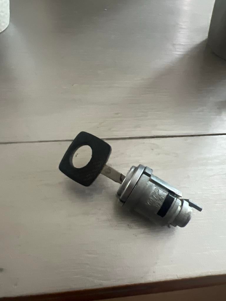 Contactslot met sleutel voor Mercedes Origineel w201 190e, Ophalen of Verzenden, Nieuw, Mercedes-Benz