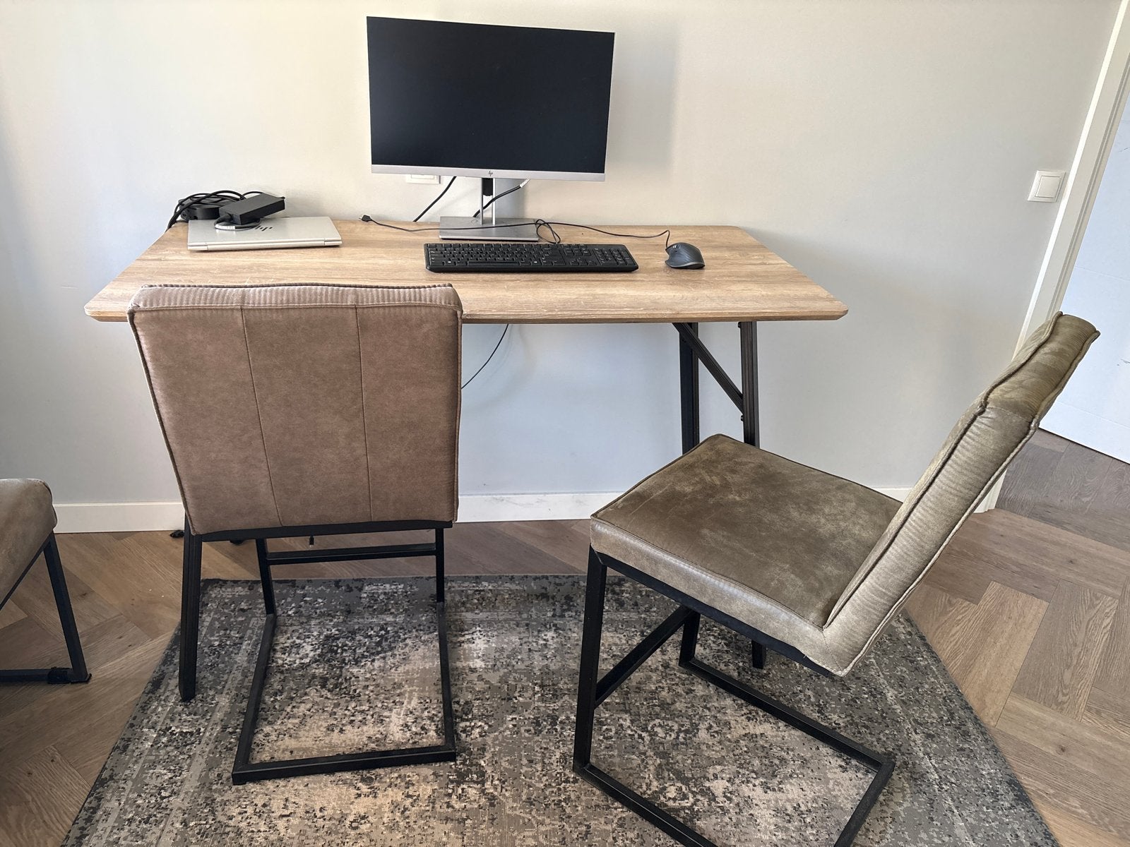 Bartafel inclusief set van 2 industriële stoelen, Ophalen, Zo goed als nieuw