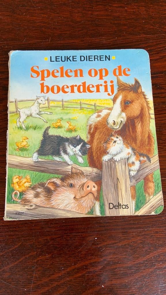 Leuke dieren - Spelen op de boederij, Ophalen of Verzenden, Zo goed als nieuw, Non-fictie
