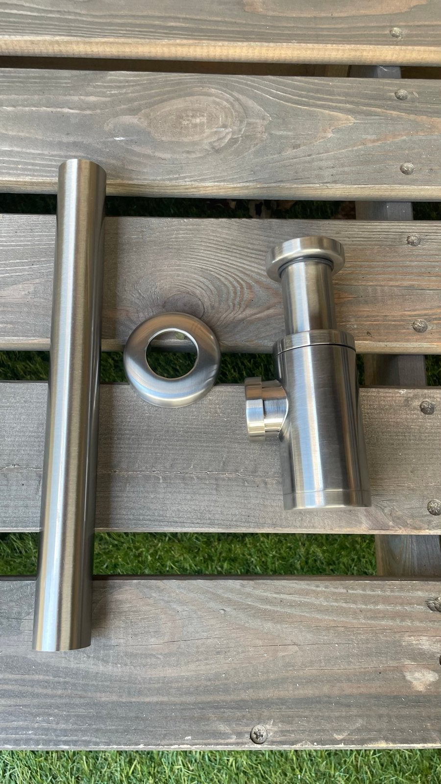 Nieuwe RVS Bekerplughouder met 32mm buis en vloerring, Ophalen of Verzenden, Nieuw, Rvs, Overige typen