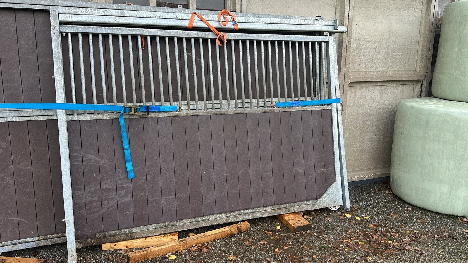 Uitschuifbare Tussenwand paardenbox, Dieren en Toebehoren, Ophalen, Zo goed als nieuw, Veelzijdigheid