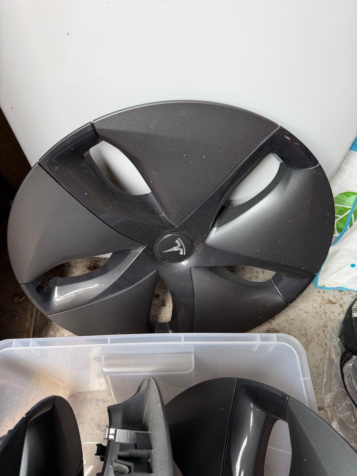 Vier Originele Tesla Model 3 Aero wieldoppen, Auto diversen, Wieldoppen, Ophalen of Verzenden, Zo goed als nieuw