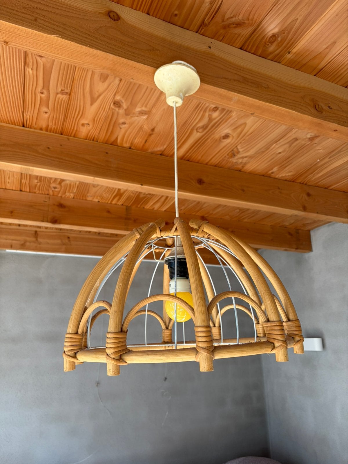 Jaren ‘70 rotan hanglamp, Ophalen, Zo goed als nieuw