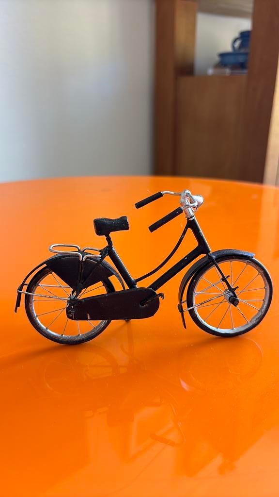 Beeld fietsje van ijzer, Verzamelen, Beelden en Beeldjes, Ophalen of Verzenden, Zo goed als nieuw