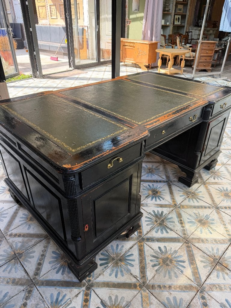 Antiek zwart bureau met groen lederen blad, Huis en Inrichting, Bureaus, Ophalen, Gebruikt, Hout, 180 cm