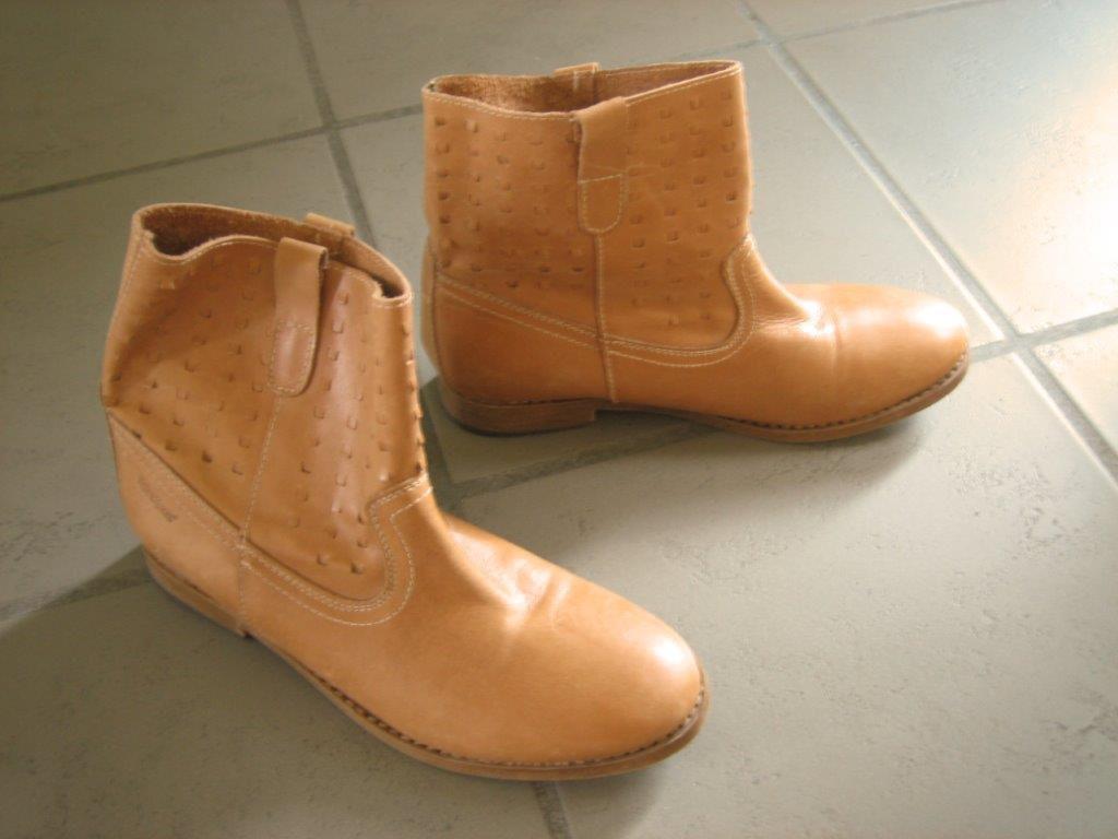 Prachtige amberkleurige zomerlaarsjes KICKERS 39 snazzeys, Bruin, Verzenden, Lage of Enkellaarzen, Nieuw