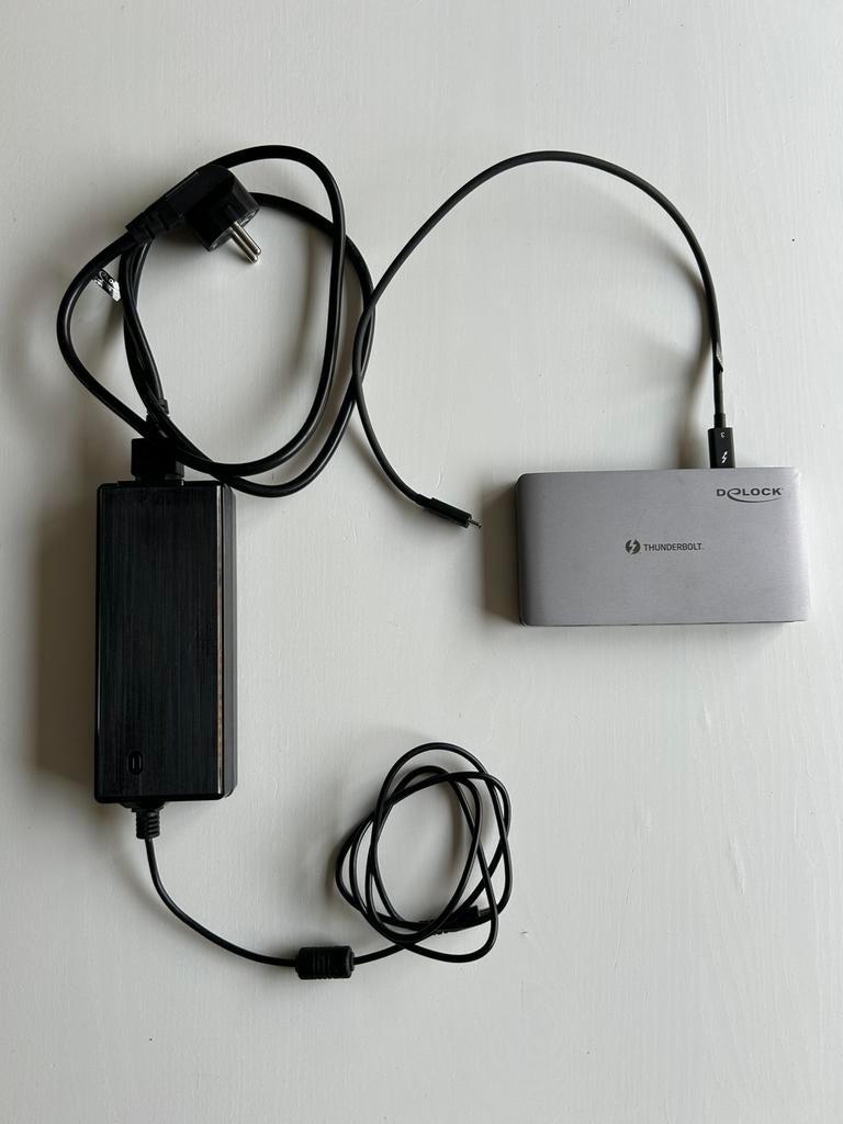 Delock Thunderbolt 3 dockingstation/hub, Computers en Software, Dockingstations, Verzenden, Gebruikt, Laptop