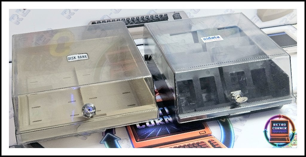 2x 3.5" Diskette Bak In Gebruikte Staat DOS PC Amiga Atari, Computers en Software, Verzenden