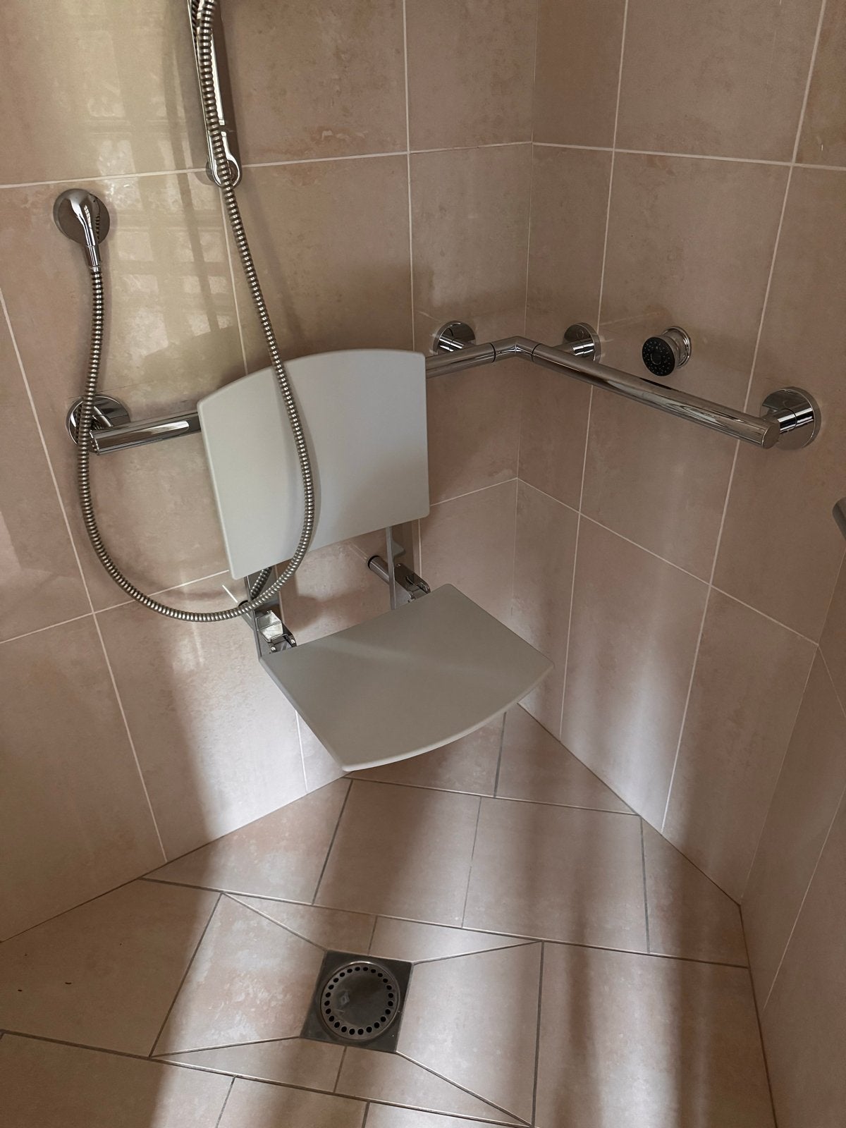 Douche stoel, Opklapbare douchestoel, z.g.a.n., Ophalen, Zo goed als nieuw, Overige typen