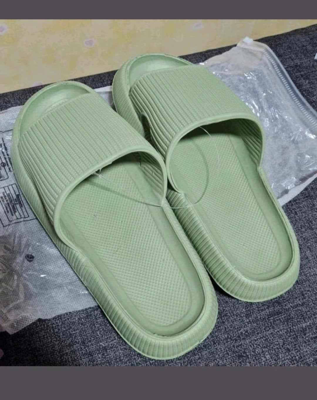 Nieuwe Slippers - Maat 38, Ophalen of Verzenden, Nieuw, Groen, Slippers