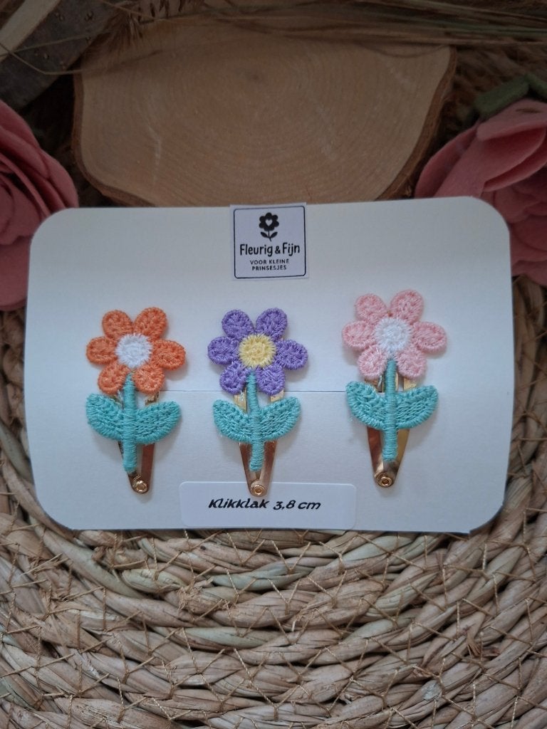 Klikklak 3,8 cm met vrolijke bloemetjes, Nieuw, Ophalen of Verzenden, Handgemaakt, Fleurig.en.fijn