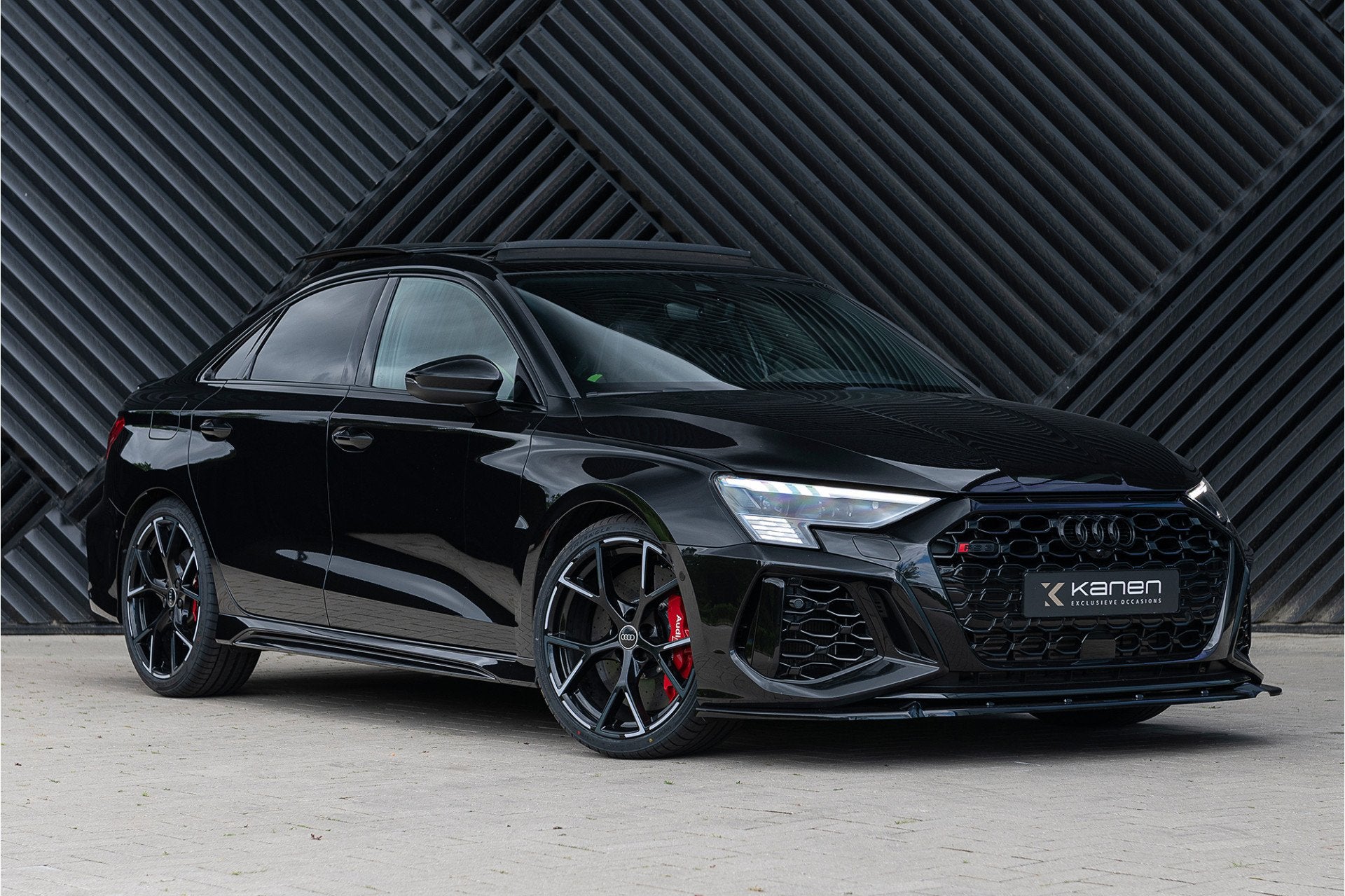 Audi RS3 2.5 TFSI Quattro ACC Pano HUD B&O Keramisch Massage, Auto's, Audi, Automaat, Gebruikt, Zwart, RS3