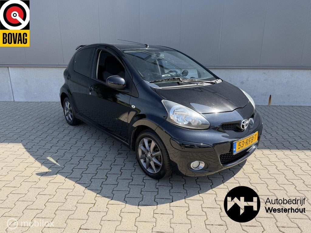 Toyota Aygo 1.0-12V Dynamic Navigator|AIRCO|NAVIGATIE|SPOILE