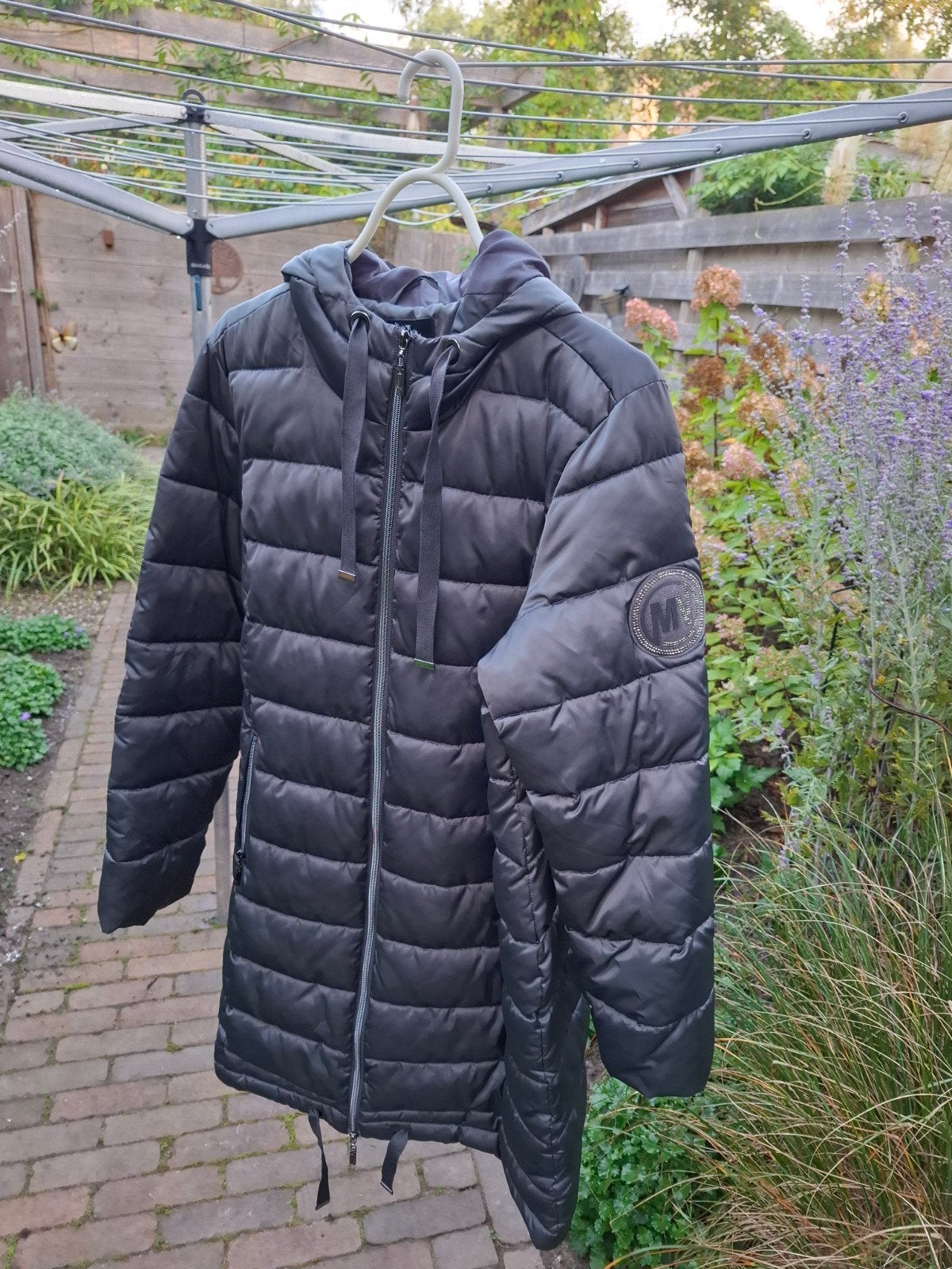 winterjas Monari mt 42, Ophalen of Verzenden, Zo goed als nieuw, Maat 42/44 (L)