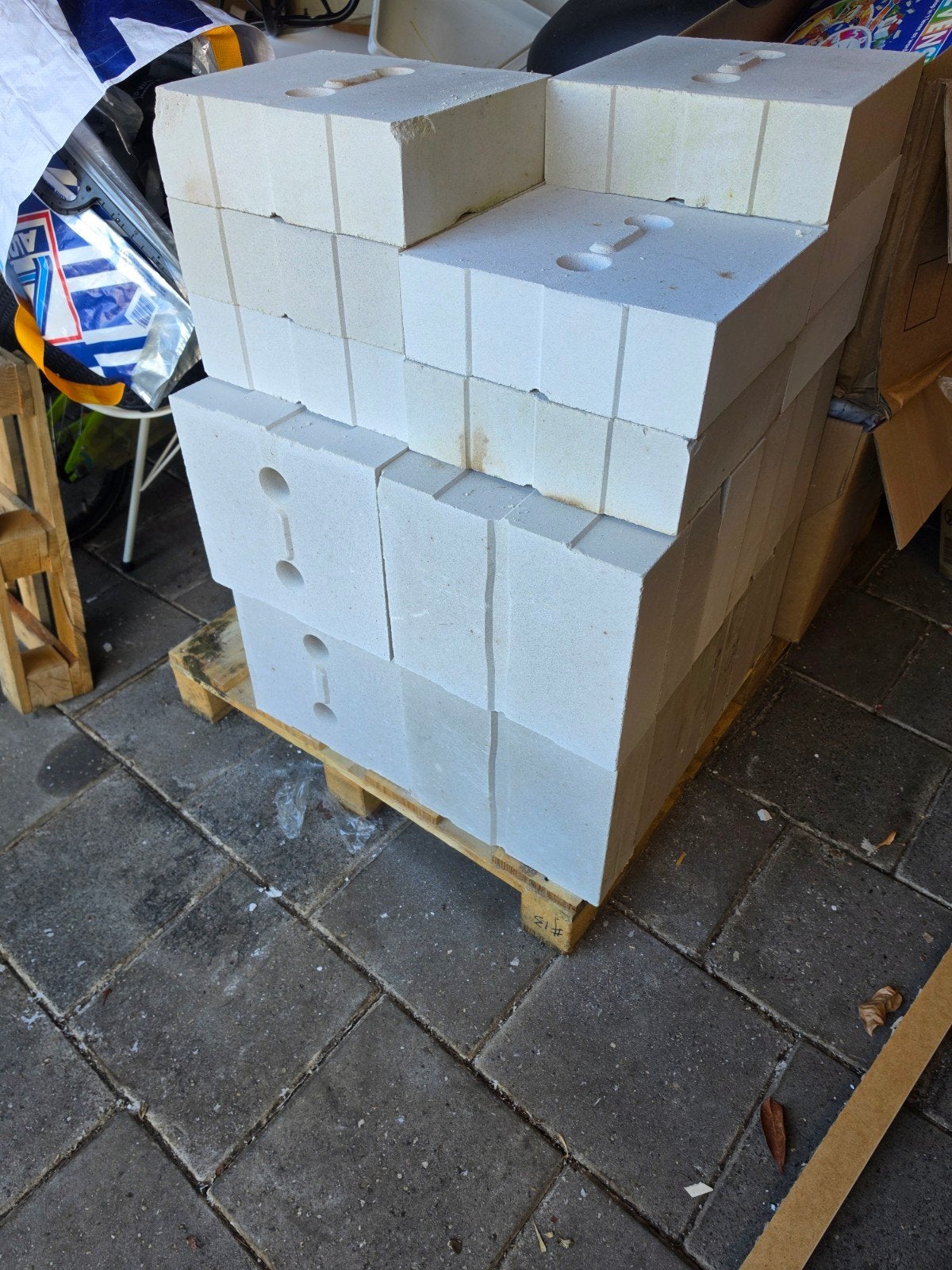 Kalkzandsteen lijmblokken L300/098/265 24 stuks, Doe-het-zelf en Verbouw, Ophalen, Nieuw, Kalkzandstenen