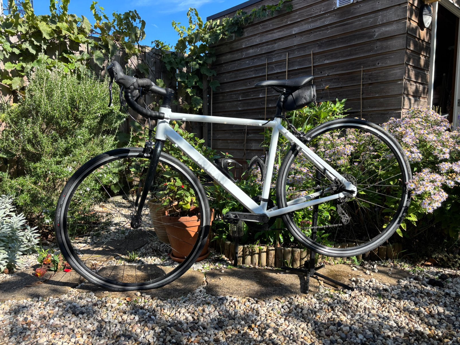 Triban Racefiets — sportief, licht en klaar voor je de rit!, 28 inch, Velgrem, 49 tot 53 cm, Zo goed als nieuw