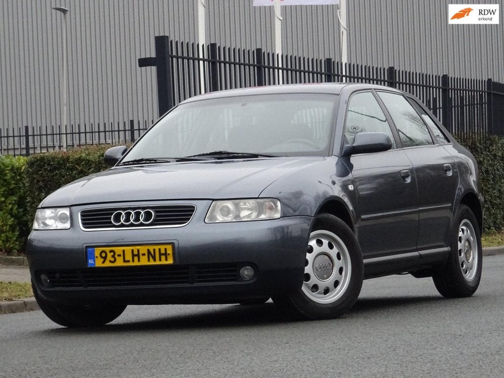 Audi A3 1.9 TDI Attraction BJ2003 5DRS CLIMA/CRUISE/APK, Auto's, Audi, Voorwielaandrijving, 1160 kg, Gebruikt, 4 cilinders