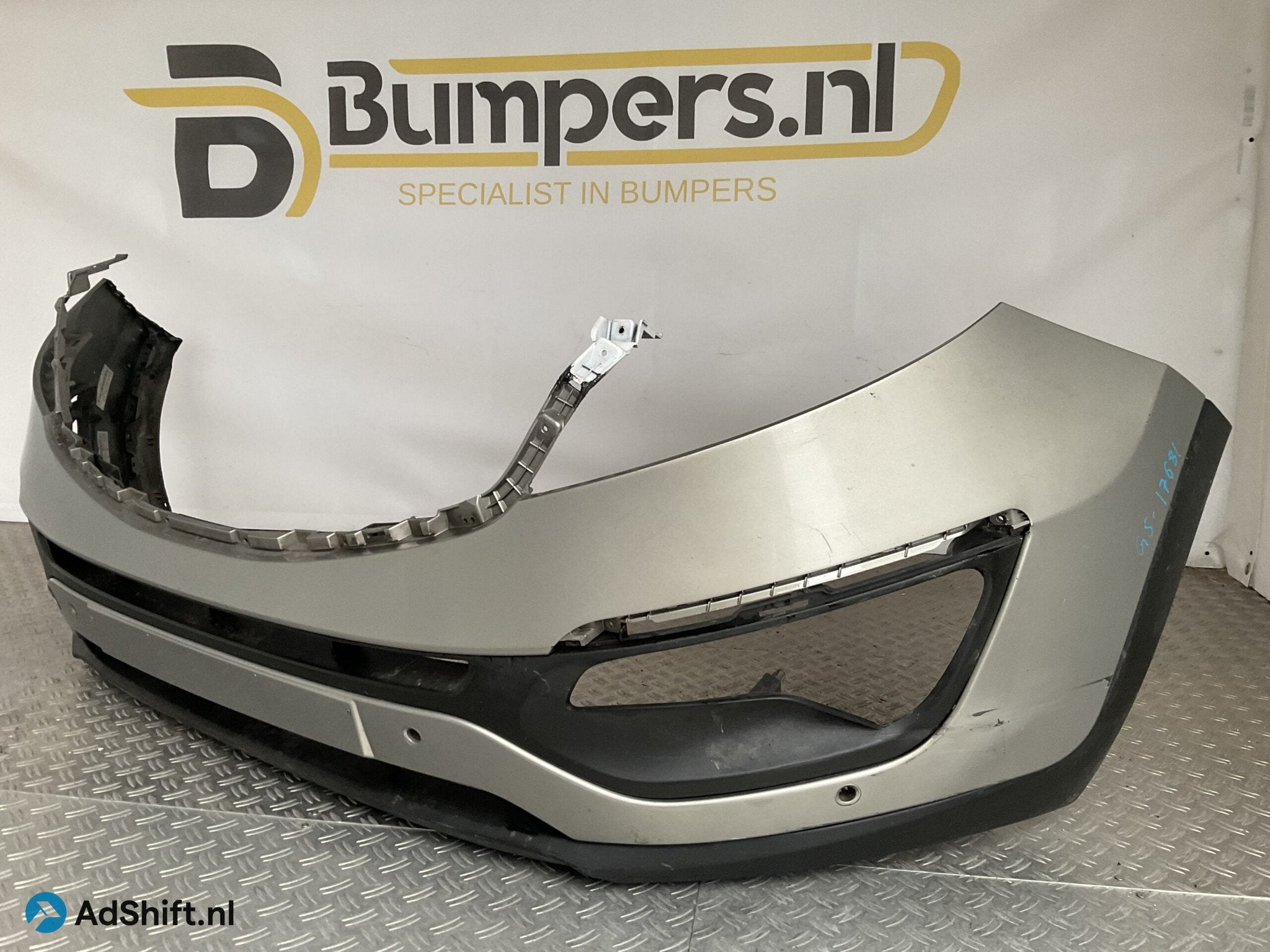 Bumper Kia Sportage 11-16 86511-3U000 Voorbumper G5-17681z, Auto-onderdelen, Bumper