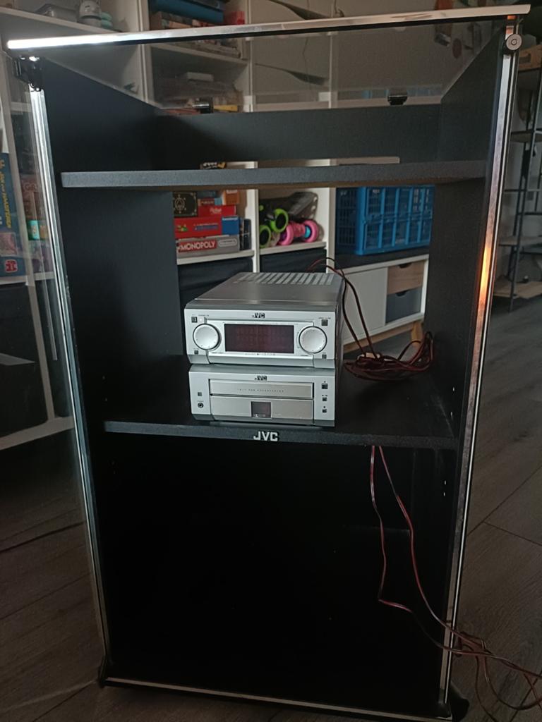 JVC platenspeler kast op wieltjes, Ophalen, Gebruikt