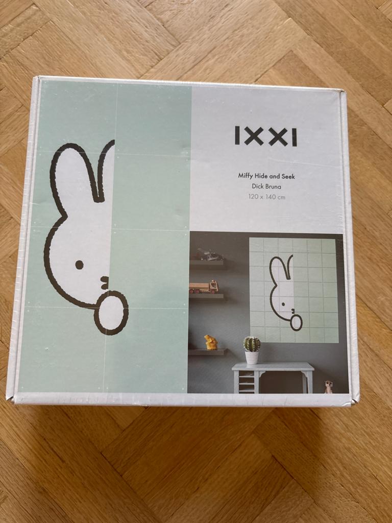 IXXI Miffy Hide and Seek Wanddecoratie - Nieuw in verpakking, Nieuw, Ophalen of Verzenden, Wandbord of Wandpaneel, Kunststof