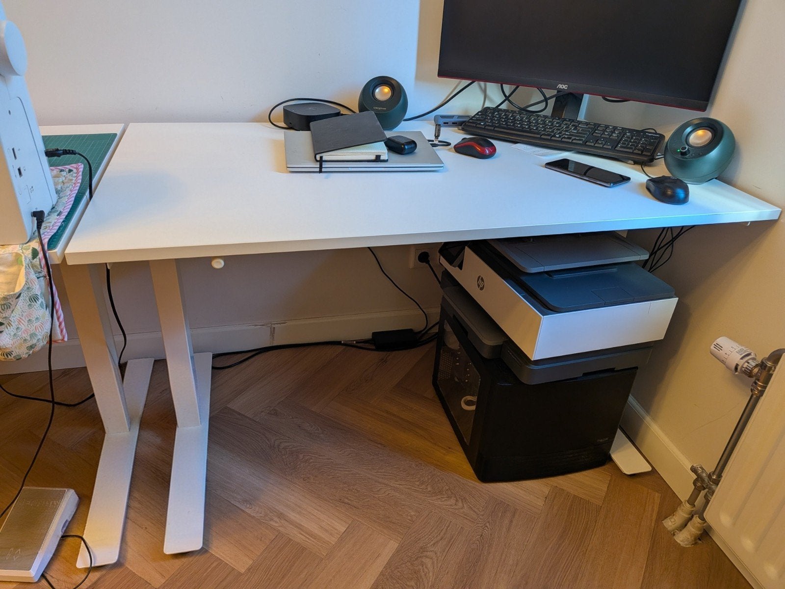 IKEA TROTTEN Zit-Sta Bureau 120x70 | Lift aanwezig, Ophalen, Zit-sta bureau, Spaanplaat of MDF, In hoogte verstelbaar