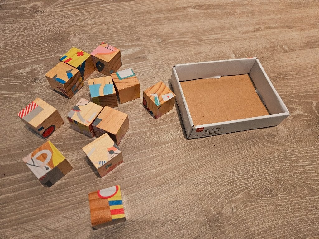 puzzel houten blokken - politie, ambulance, prinses, Ophalen of Verzenden, Zo goed als nieuw, Overige typen