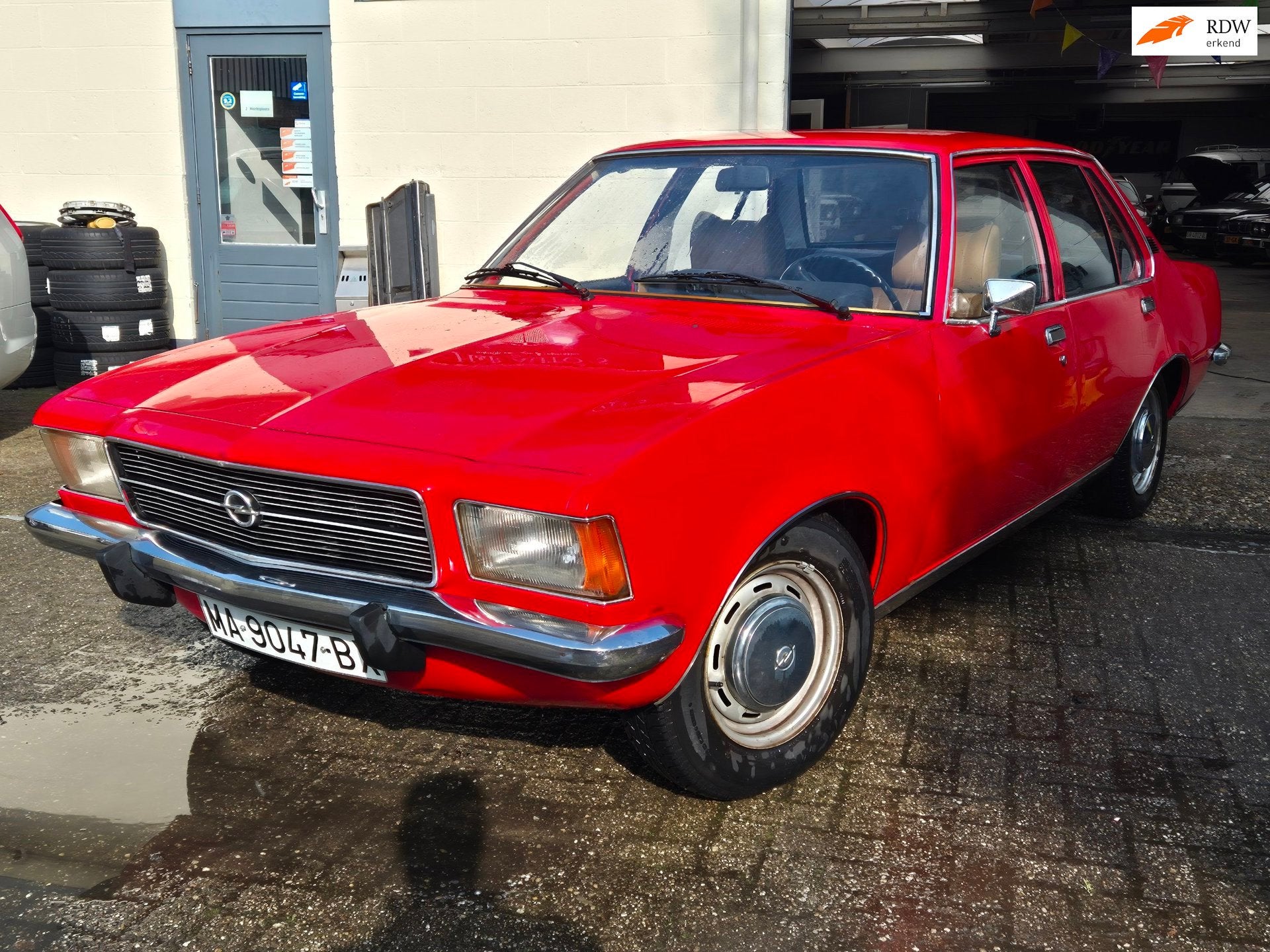 Opel Rekord D 1900 S Automatic uit 1975, Auto's, Automaat, Gebruikt, 4 cilinders, Origineel Nederlands
