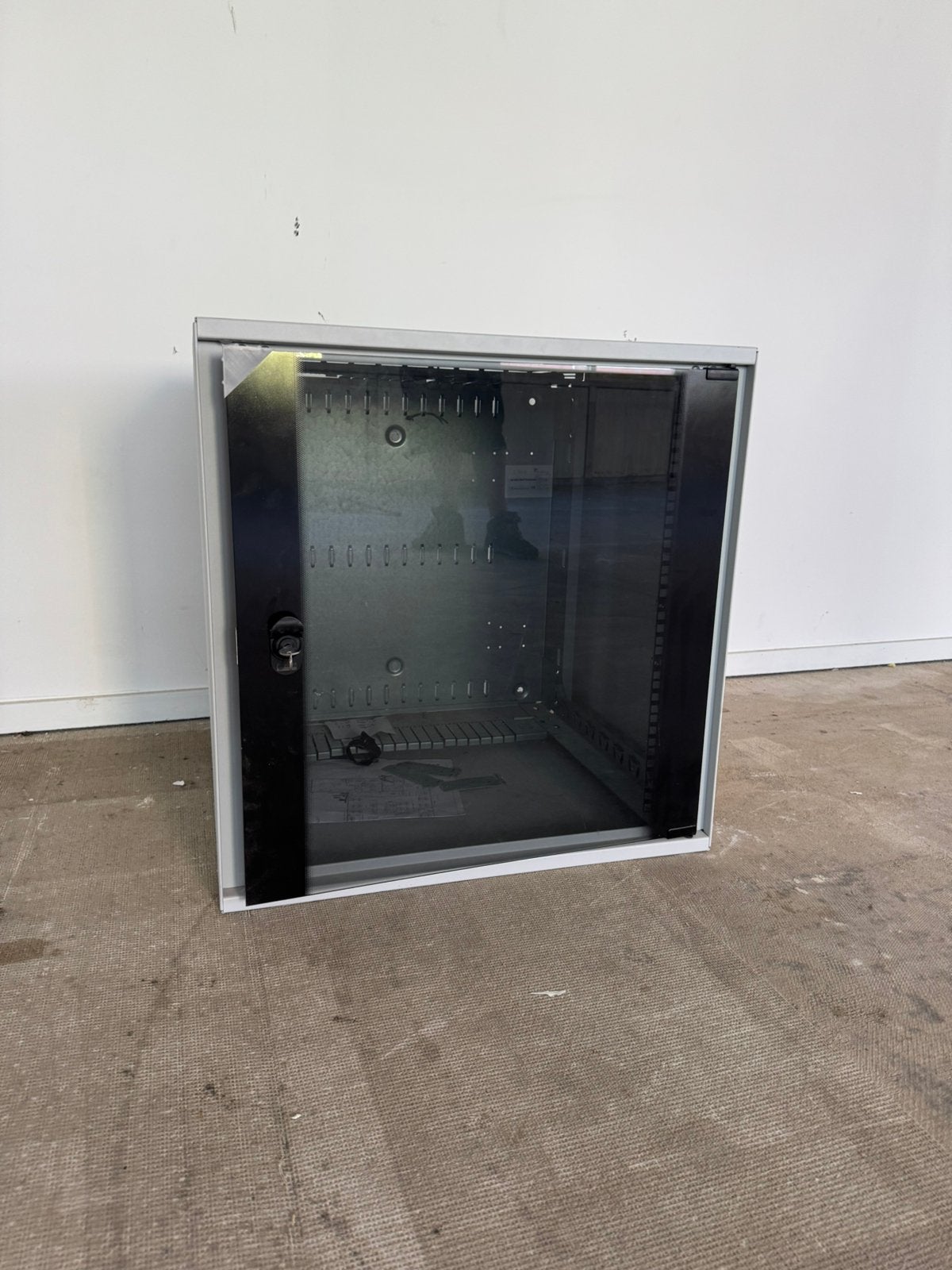 Middel Serverkast vuurbestendig, Ophalen, Gebruikt, Glas, Plaatstaal
